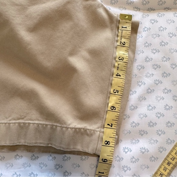 J. Crew Men’s Gramercy Tan Flat Front Size 35 Classic Style Shorts - Picture 5 of 7